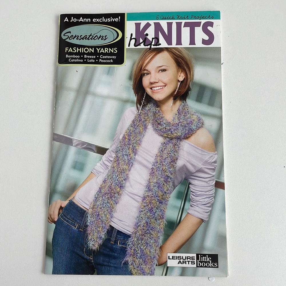 Leisure Arts Little Books -  Hip Knits Instruction - Tutorial - Project Book